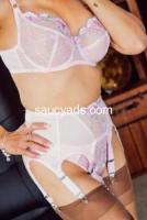 Voel hoe ek jou heeltemal met my lyf oorheers.