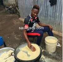 21YRS OLD BLACK HOT BULL SEEKING SUGAR MUM OR COUPLE - 4